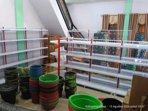 Pemasangan Rak Minimarket di Gumay, Lahat.