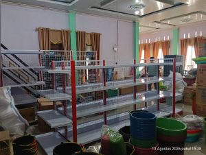 Pemasangan Rak Minimarket di Gumay, Lahat.